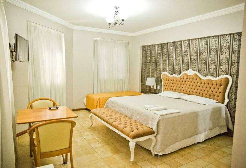 스탠다드 룸, Seringal