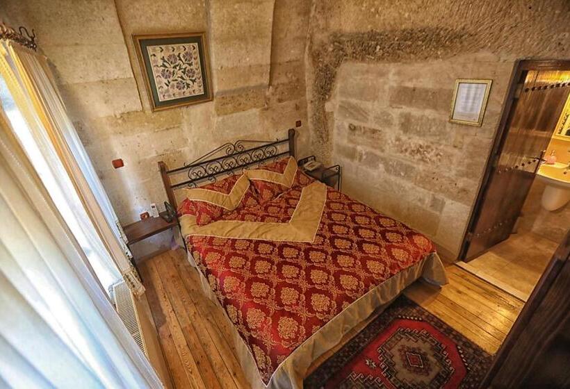 غرفة كلاسيكية فردية, Century Cave