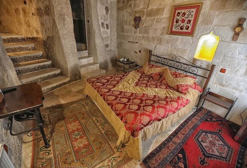 غرفة ديلوكس, Century Cave