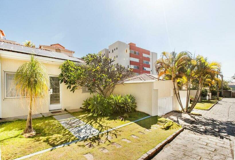 家族用バンガロー, Vinhedo Plaza