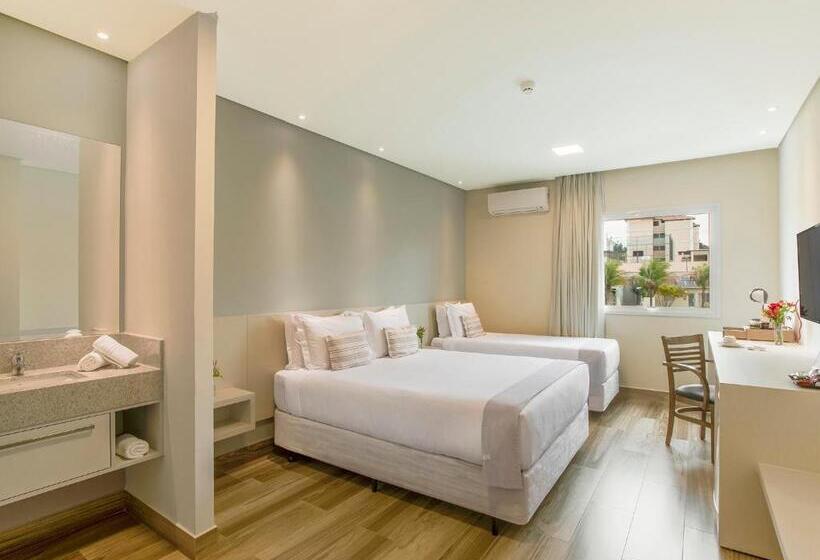 プレミアムトリプルルーム, Vinhedo Plaza