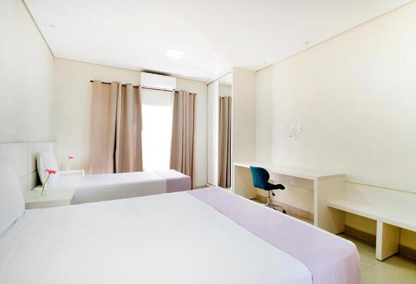 スタンダードバンガロー, Vinhedo Plaza