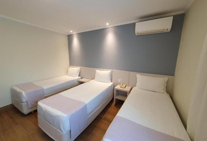 スタンダードトリプルルーム, Vinhedo Plaza