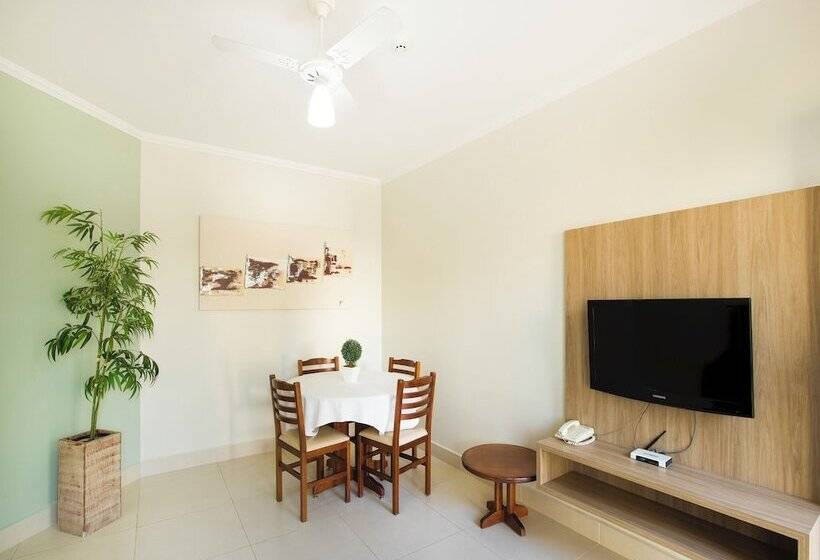 スタンダードバンガロー, Vinhedo Plaza