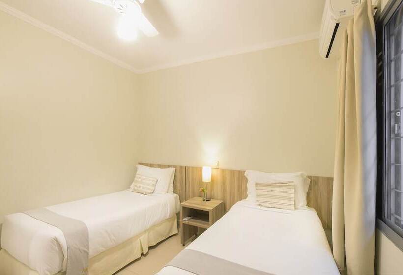 スタンダードバンガロー, Vinhedo Plaza