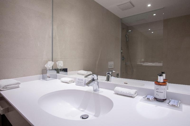 اتاق پرمیوم, Voco   Podgorica, An Ihg
