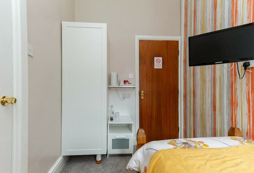 חדר סטנדרט יחיד, The Chorlton