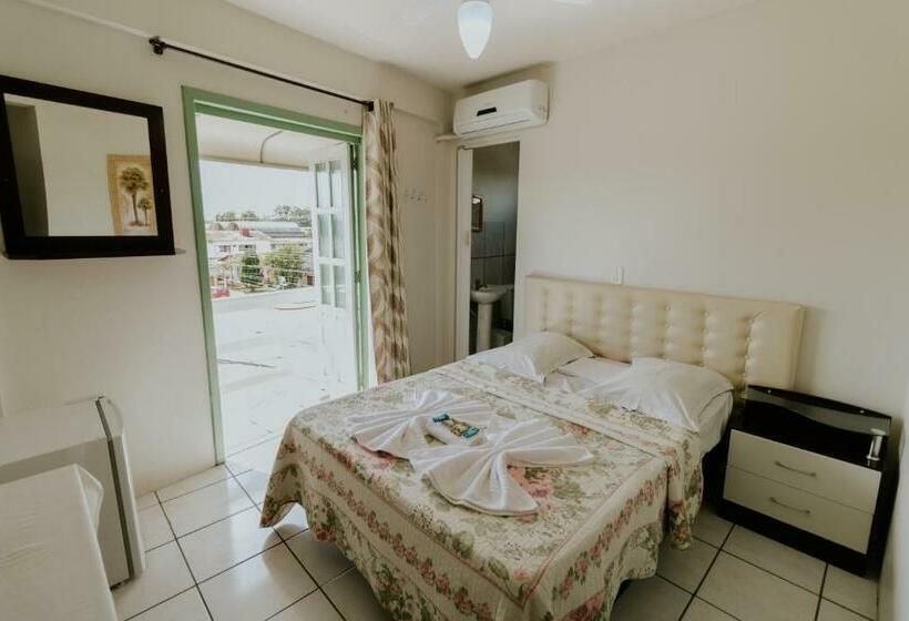 غرفة قياسية مزوَّدة بشُرفة, Centro Dos Canyons