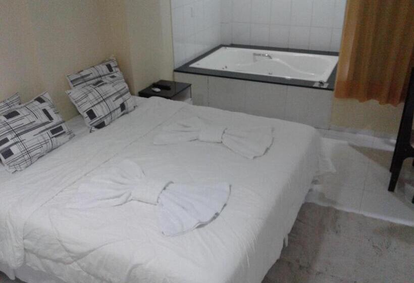 Номер Deluxe, Columbia