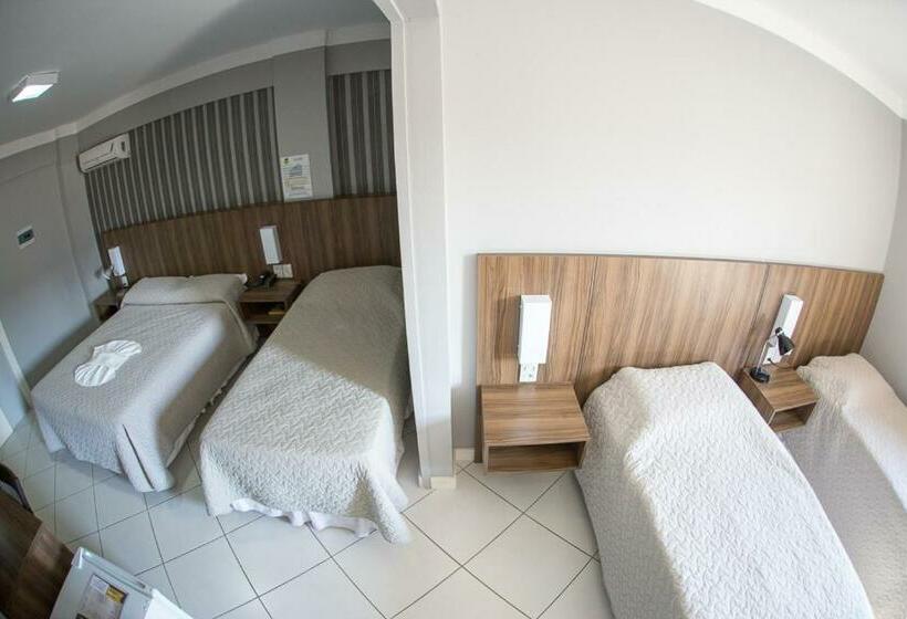 Четырехместный Номер Deluxe, Contessi