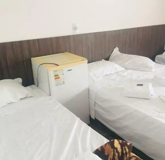 Standard Neljän Hengen Huone Parveke, Fazenda Vcp