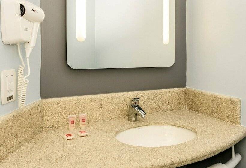 标准间, Ibis Manaus Aeroporto