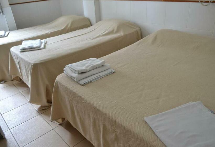 غرفة قياسية رباعية, Itapoã