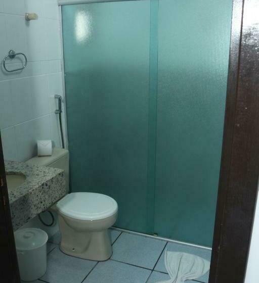 اتاق استاندارد سه نفره, Mar