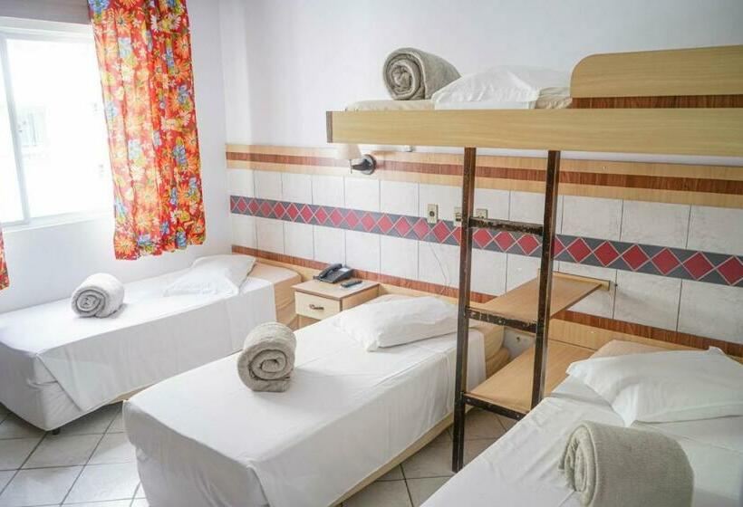 اتاق استاندارد چهار تخته, Mar