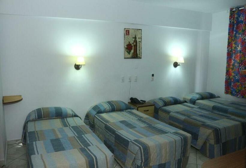 غرفة عائلية, Mar