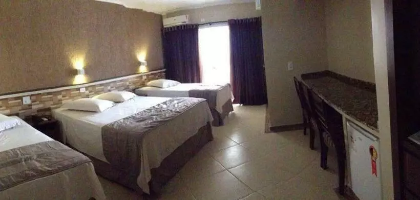اتاق لوکس خانوادگی, Palacio