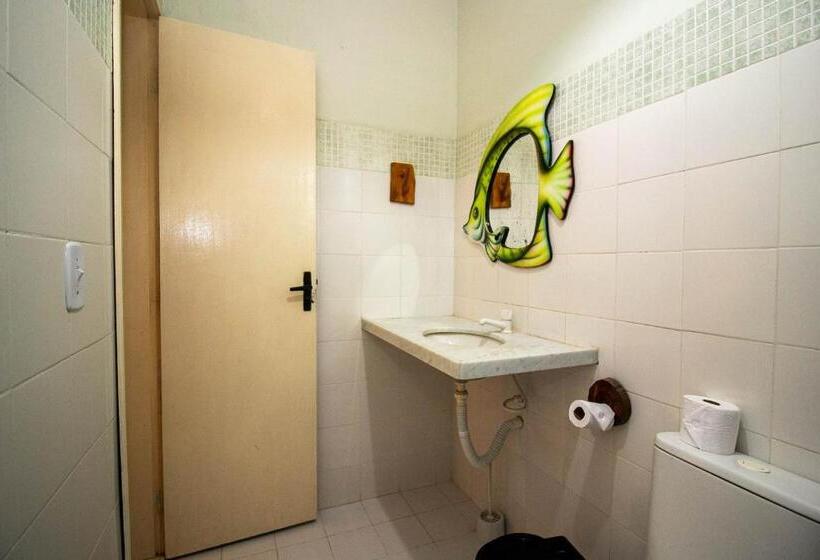 带阳台标准四人间, Pousada Brisamares