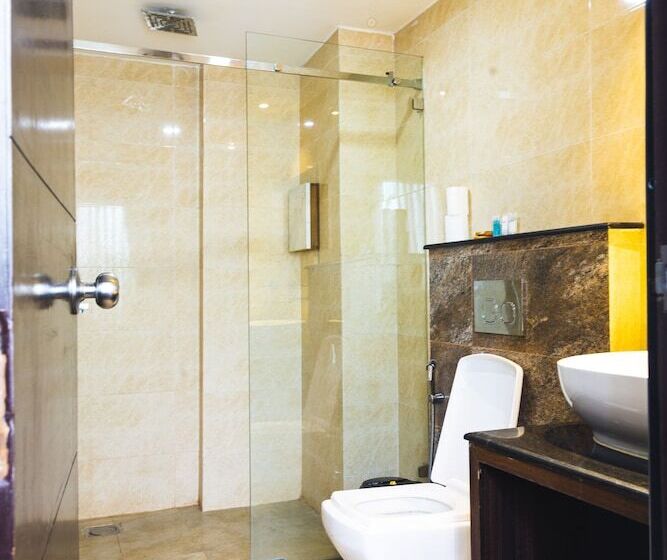 اتاق کلاسیک سه تخته, Tradition & Spa