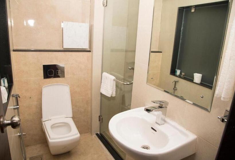 اتاق کلاسیک سه تخته, Tradition & Spa