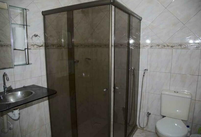 Номер Стандарт Трехместный, Brazil Inn Hostel Club