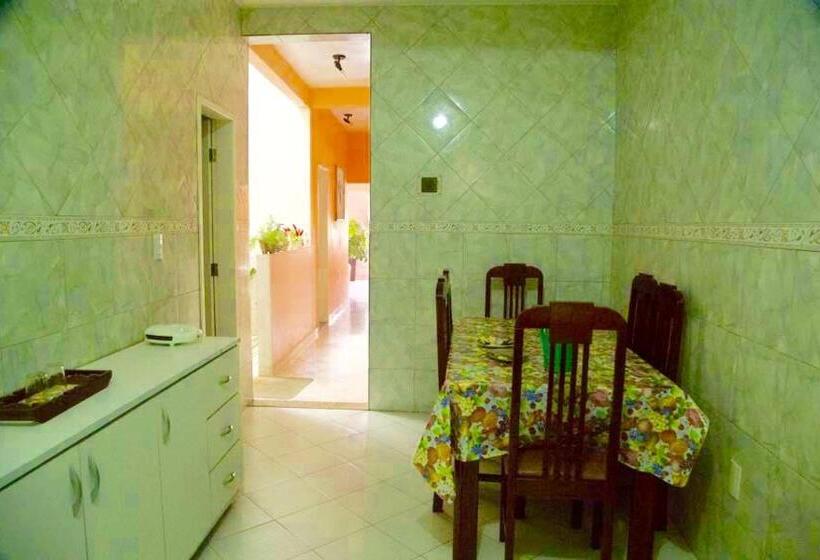 Номер Стандарт Трехместный, Brazil Inn Hostel Club