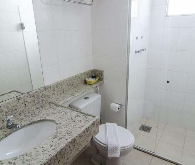 Delüks Üç Kişilik Oda, Atlas