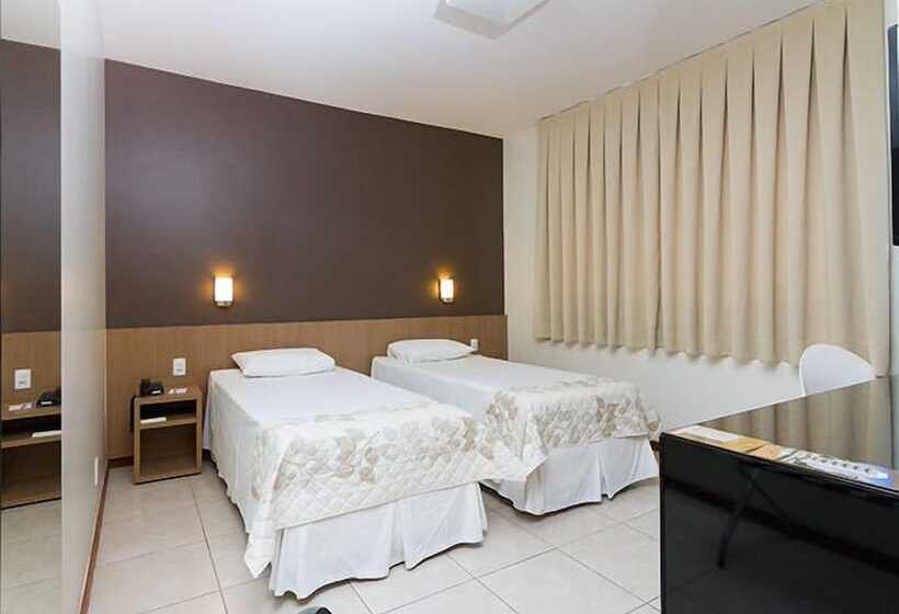 Delüks Üç Kişilik Oda, Atlas