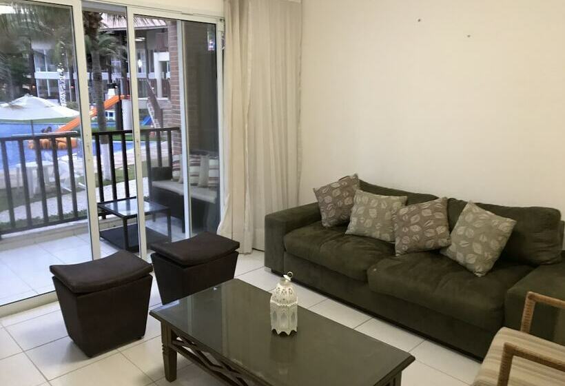 Апартаменты 1 Спальня Нижний Этаж, Beach Living, Frente Mar, 400m Do B Park