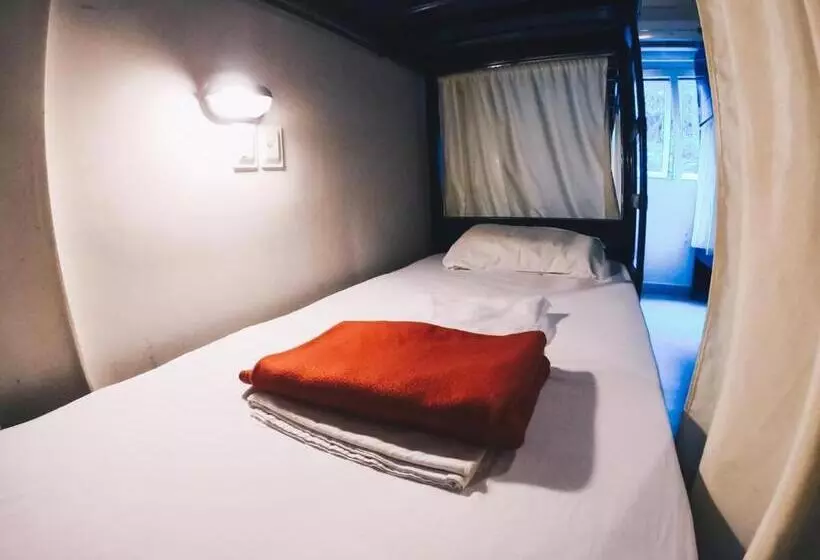 Vuode Makuusalissa, Cabanacopa Hostel