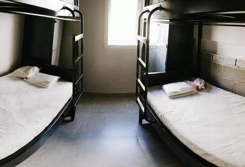 Standard Neljän Hengen Huone, Cabanacopa Hostel