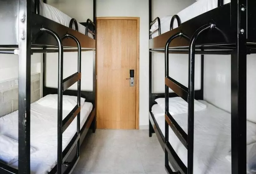 Perhehuone Puutarhanäkymä, Cabanacopa Hostel