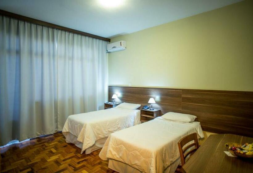 스탠다드 룸, Embaixador