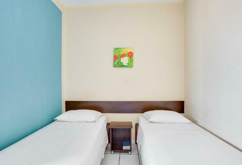 غرفة قياسية, Fabiel Palace