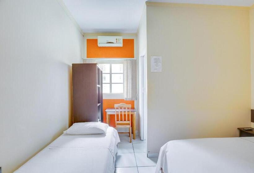 غرفة قياسية, Fabiel Palace