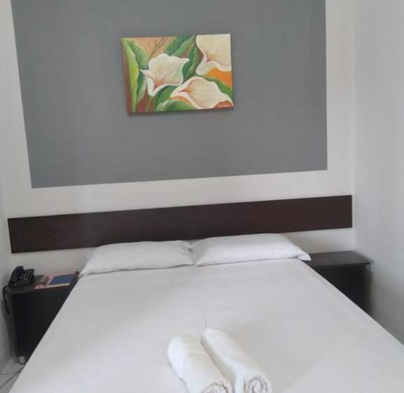 غرفة إقتصادية, Fabiel Palace