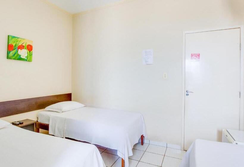 غرفة إقتصادية ثلاثية, Fabiel Palace