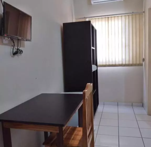 エコノミートリプルルーム, Fabiel Palace