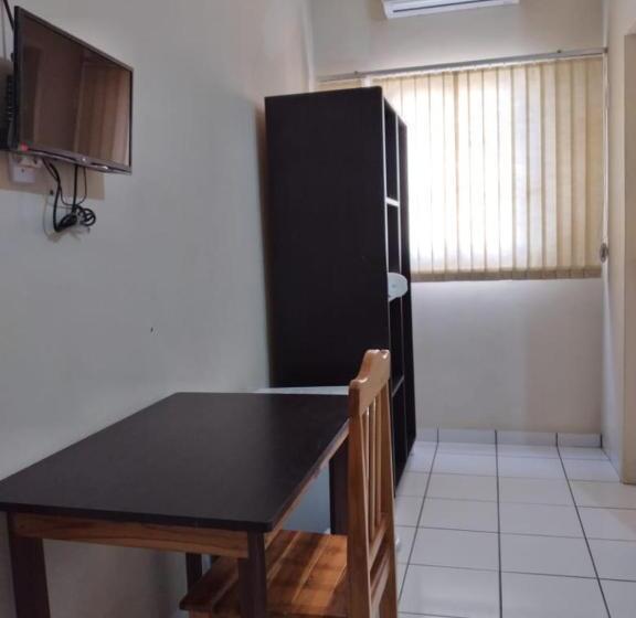 غرفة قياسية فردية, Fabiel Palace