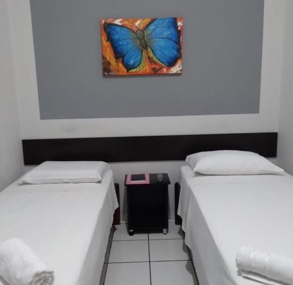 غرفة قياسية فردية, Fabiel Palace