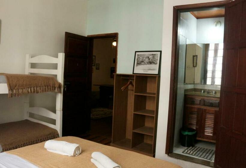 اتاق خانوادگی, Pousadinha Copacabana