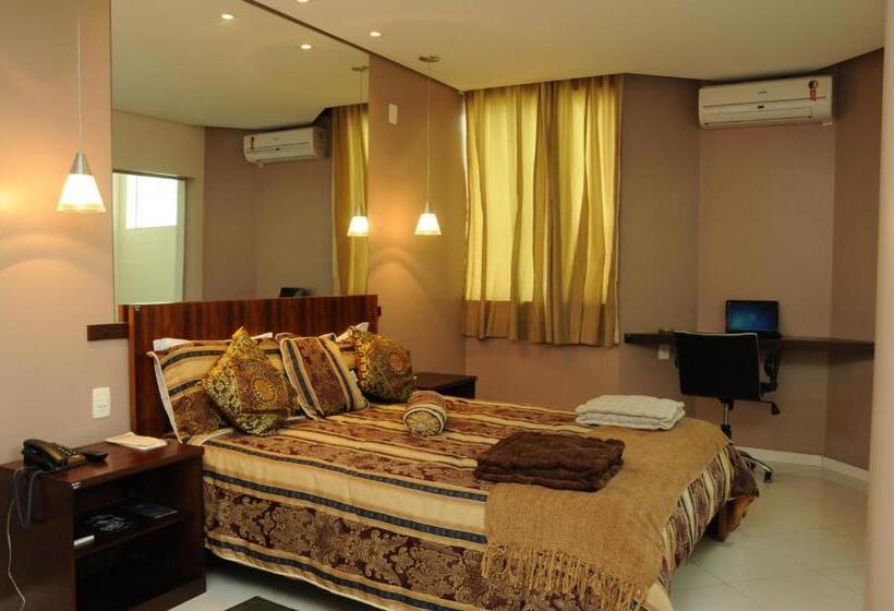 جناح مزود بجاكوزى, Ouro Cerrado Palace