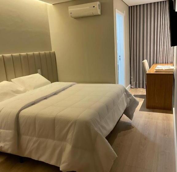 غرفة قياسية فردية, Ouro Cerrado Palace