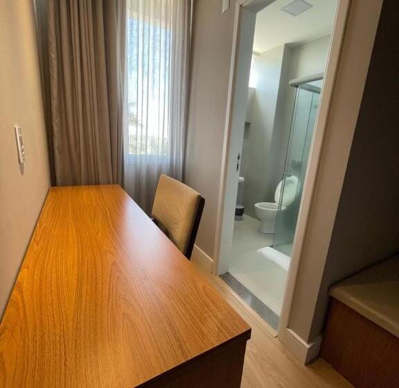 غرفة قياسية فردية, Ouro Cerrado Palace