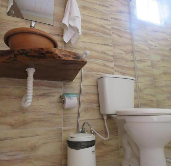 اتاق استاندارد سه نفره, Pousada Baluarte