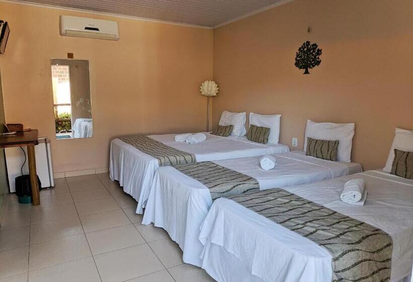 غرفة قياسية رباعية, Pousada Baluarte