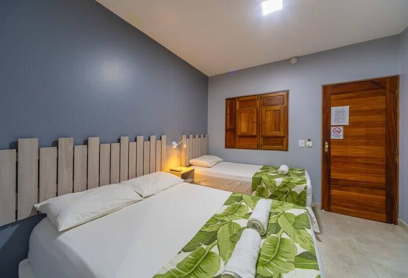 غرفة قياسية ثلاثية, Pousada Blue Viking