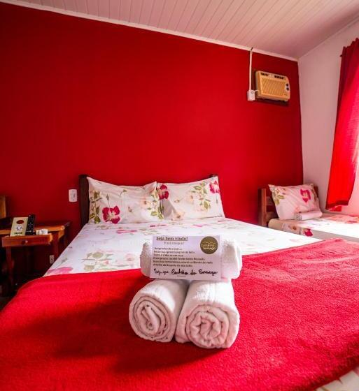 スタンダード4人部屋, Pousada Cantinho Do Sossego Paraty Tem Piscina Com Vista Pra Montanha, Salão De Jogos, Café Da Manhã