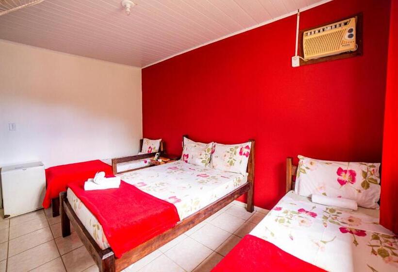 スタンダード4人部屋, Pousada Cantinho Do Sossego Paraty Tem Piscina Com Vista Pra Montanha, Salão De Jogos, Café Da Manhã