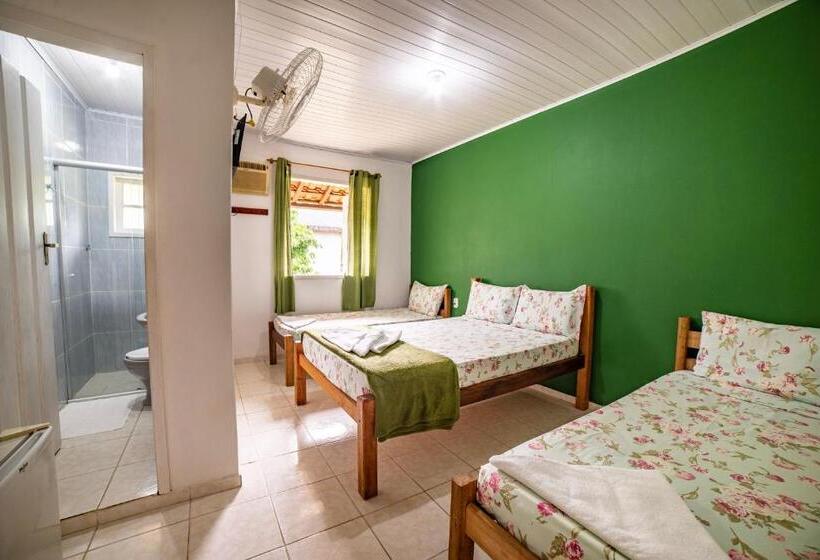 スタンダード4人部屋, Pousada Cantinho Do Sossego Paraty Tem Piscina Com Vista Pra Montanha, Salão De Jogos, Café Da Manhã